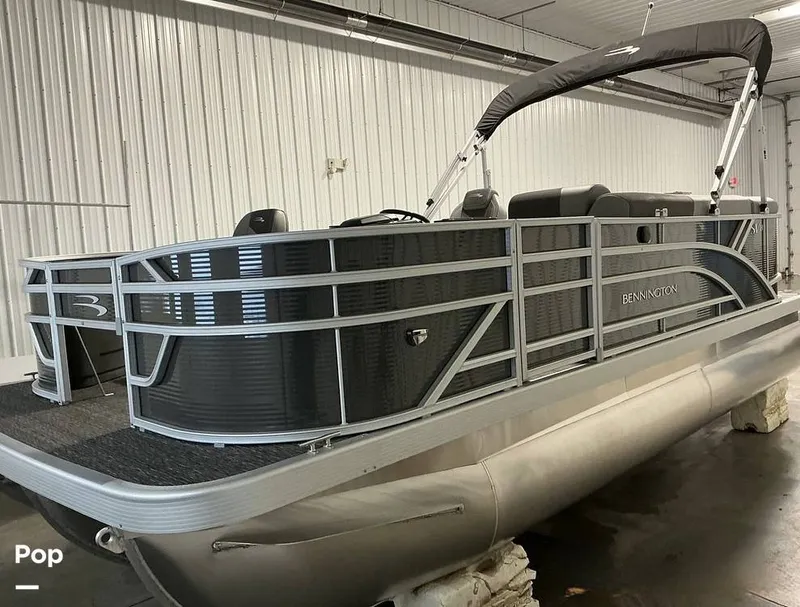 Slide: The Image of Bennington 188 SVS Fish 2024 - 16213841