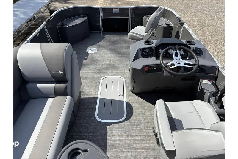 Slide: The Image of Bennington 188 SVS Fish 2024 - 16213828