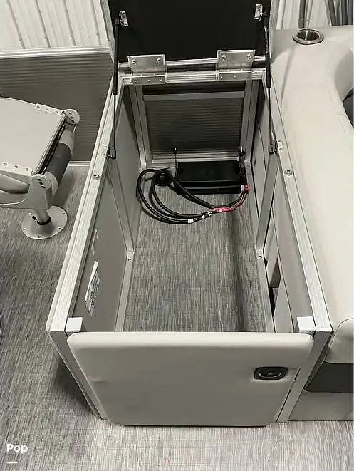 Slide: The Image of Bennington 21 SXFAPG 2023 - 16216304