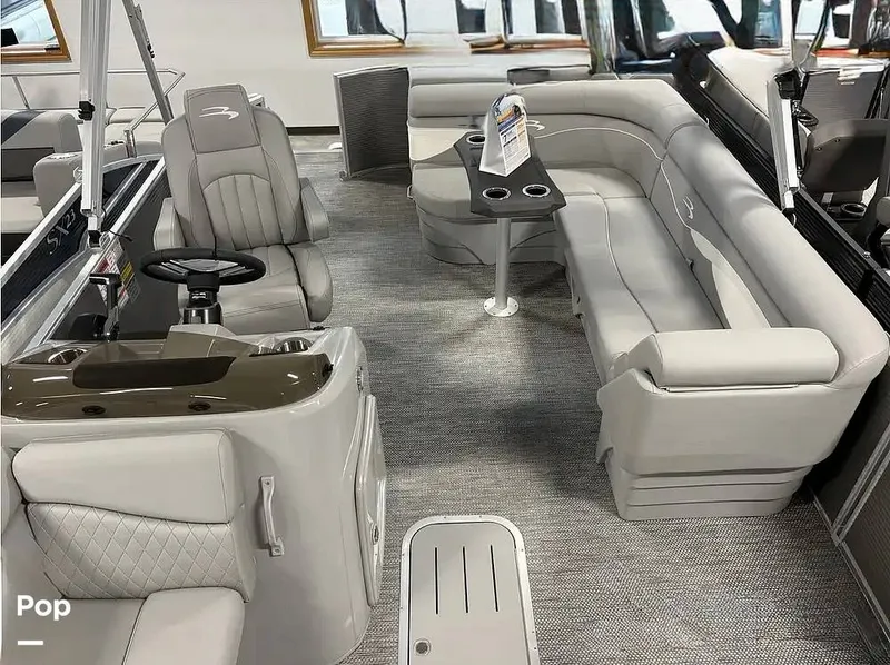 Slide: The Image of Bennington 22 SL 2024 - 16223496