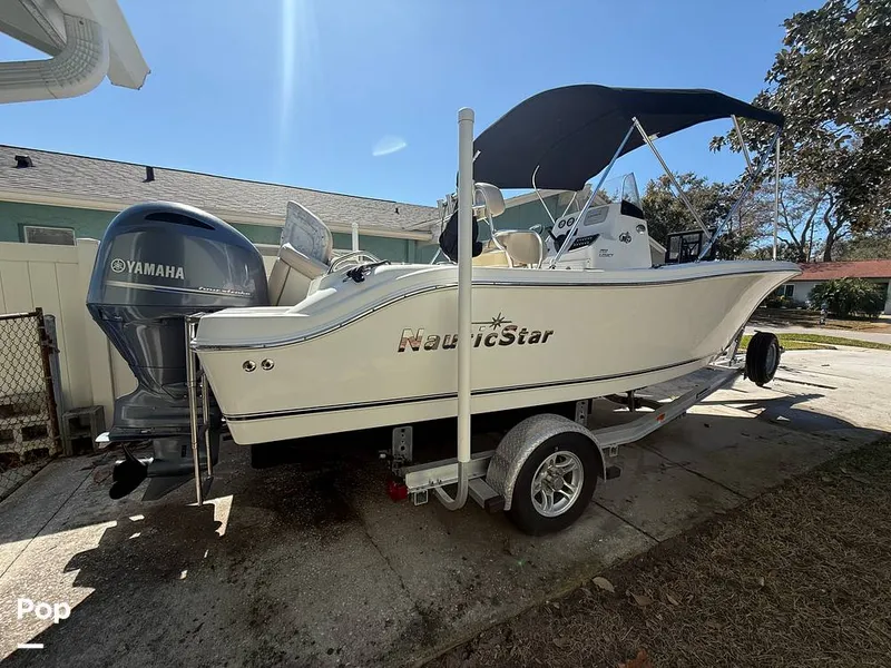 Slide: The Image of NauticStar Legacy Series 2102 2017 - 16223513