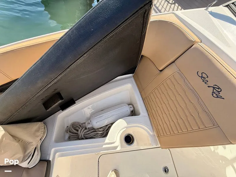 Slide: The Image of Sea Ray 230 SPX OB 2024 - 16208558