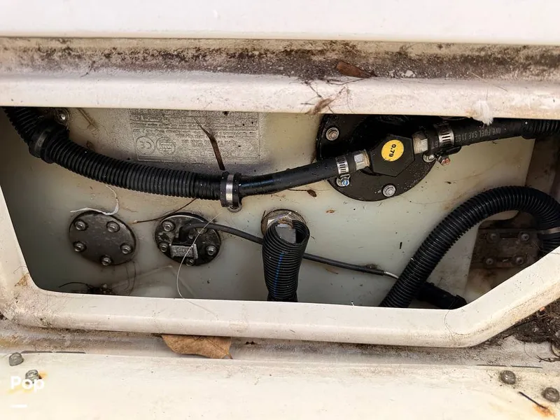 Slide: The Image of Sea Ray 230 SPX OB 2024 - 16208563