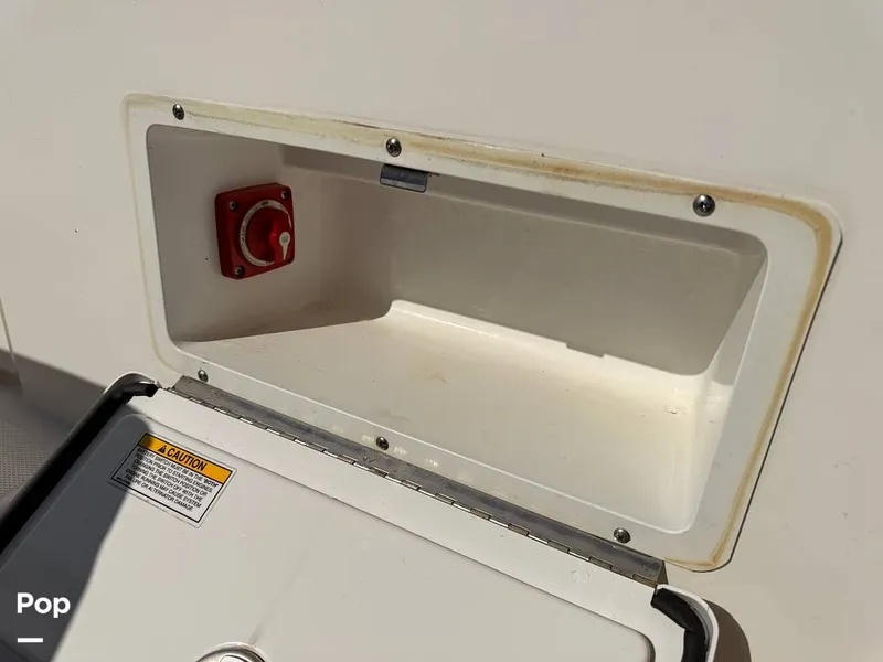 Slide: The Image of Sea Ray 230 SPX OB 2024 - 16208566