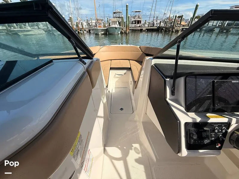 Slide: The Image of Sea Ray 230 SPX OB 2024 - 16208551