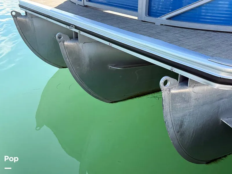 Slide: The Image of Triple Aluminum - 16210022