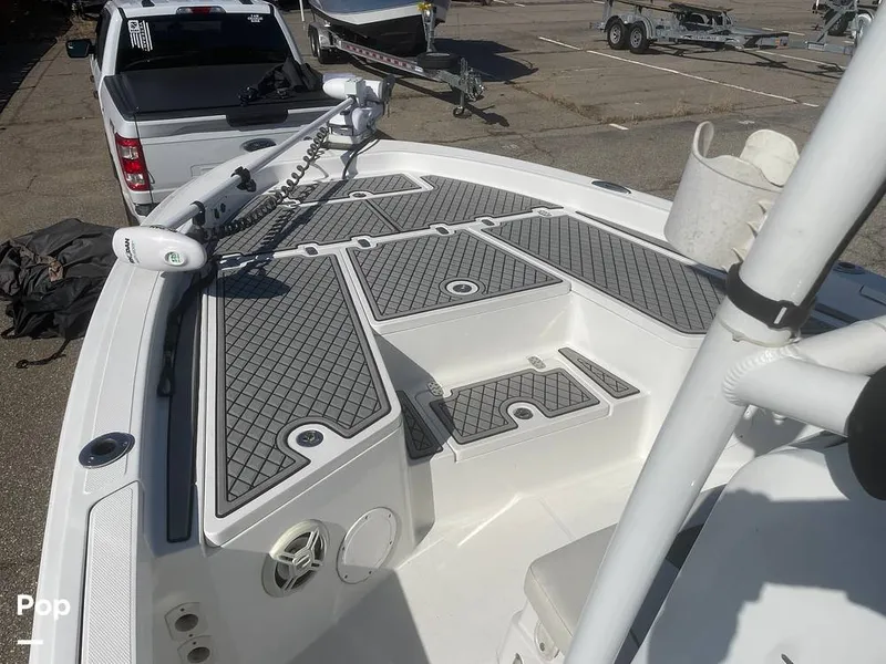 Slide: The Image of Wellcraft 221 Bay 2020 - 16227653