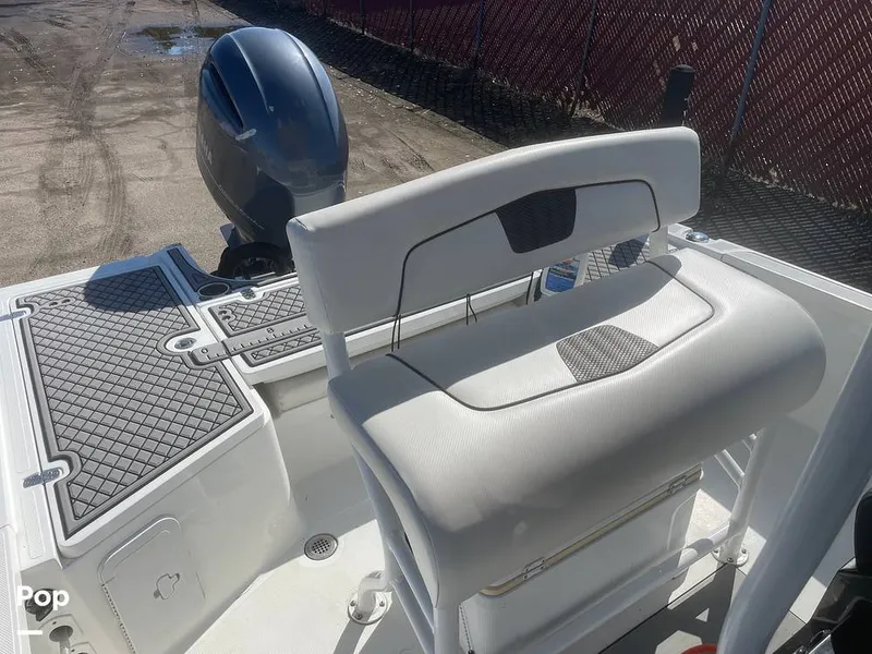 Slide: The Image of Wellcraft 221 Bay 2020 - 16227658