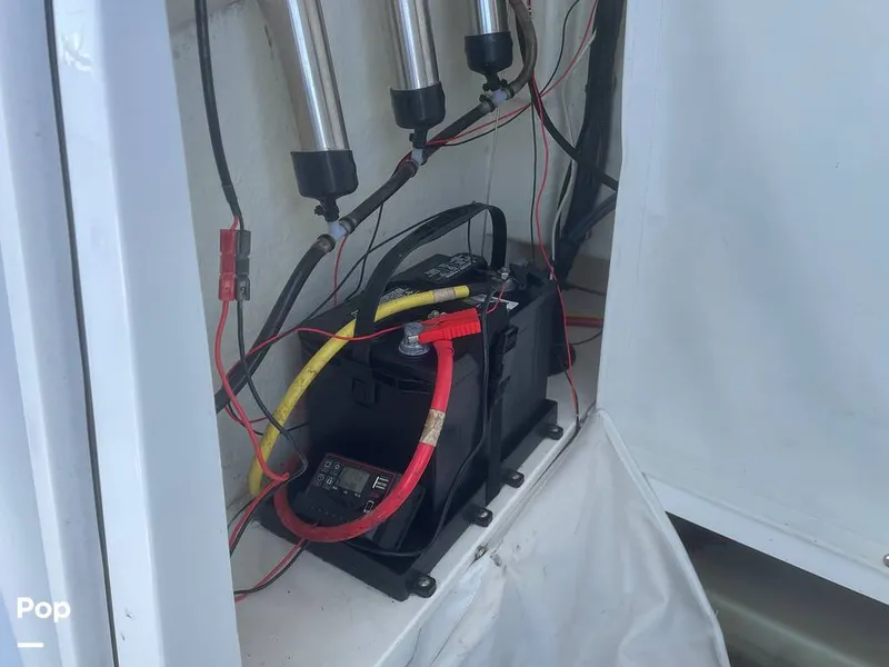 Slide: The Image of Wellcraft 221 Bay 2020 - 16227666