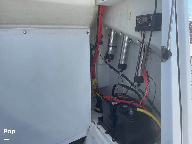 Slide: The Image of Wellcraft 221 Bay 2020 - 16227673