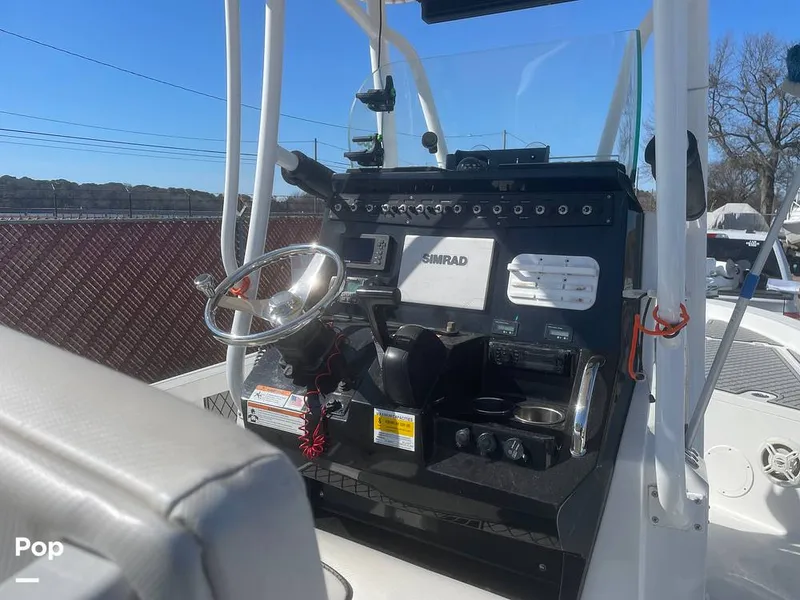 Slide: The Image of Wellcraft 221 Bay 2020 - 16227687