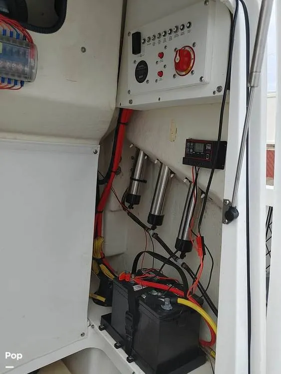 Slide: The Image of Wellcraft Bay 221 2020 - 16219147