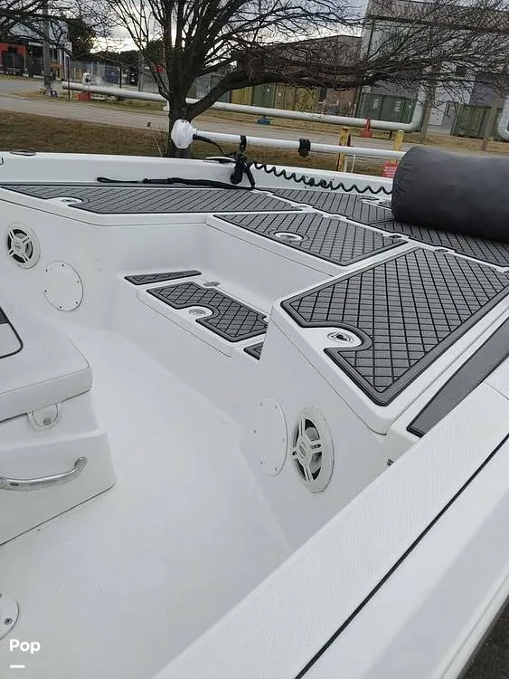 Slide: The Image of Wellcraft Bay 221 2020 - 16219137