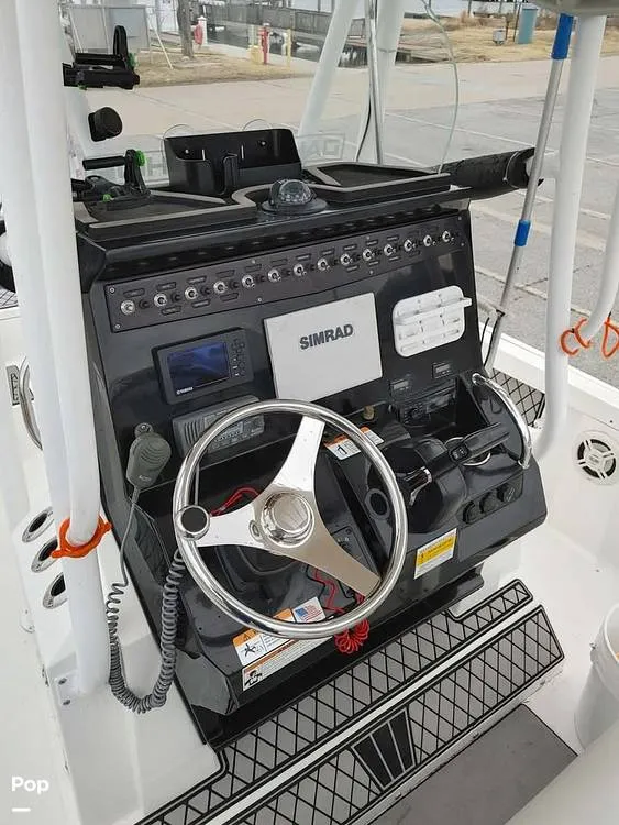 Slide: The Image of Wellcraft Bay 221 2020 - 16219140