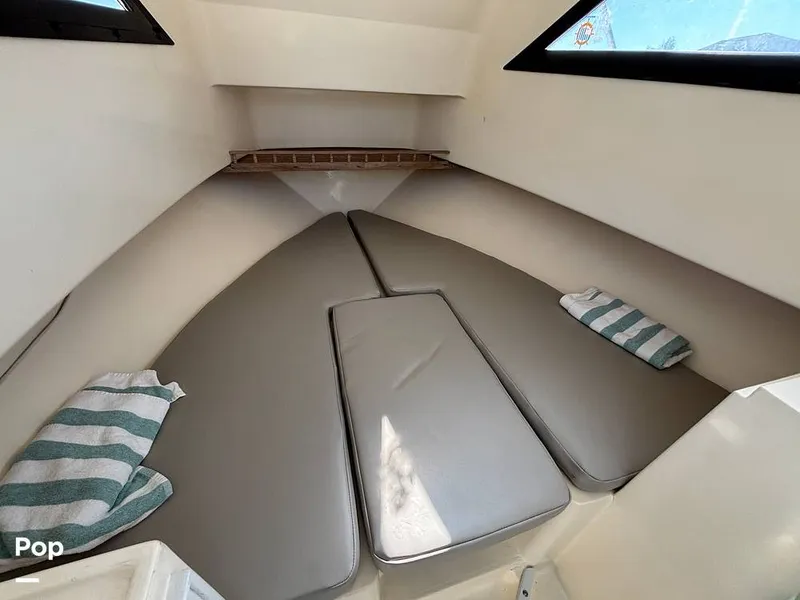 Slide: The Image of Mako 261 1989 - 16244850