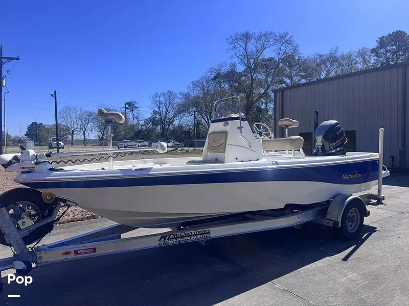 Slide: The Image of NauticStar 195 Bay 2020 - 16213699