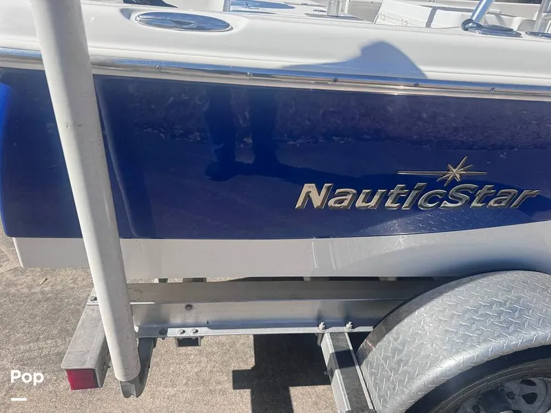 Slide: The Image of NauticStar 195 Bay 2020 - 16213741