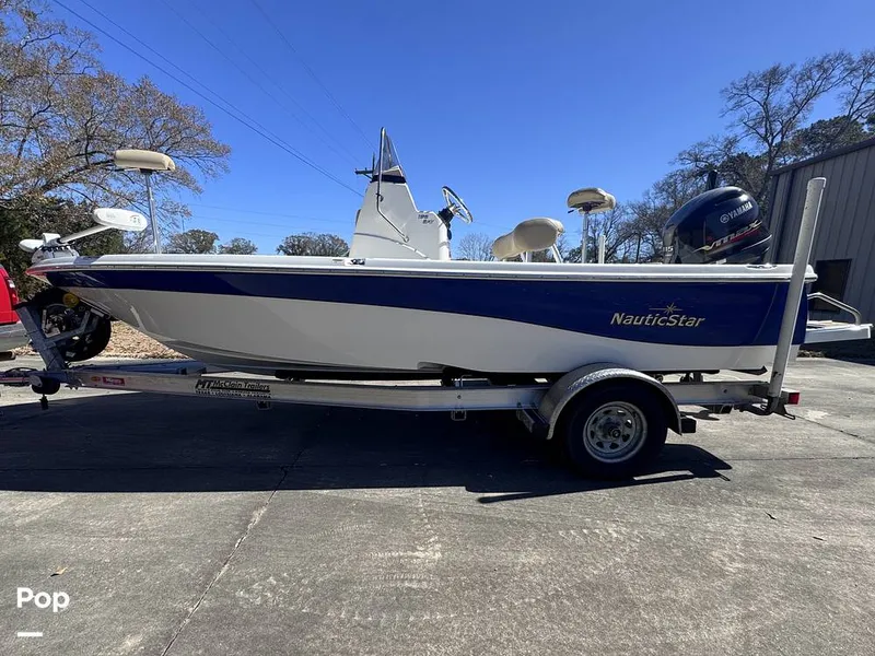 Slide: The Image of NauticStar 195 Bay 2020 - 16213778