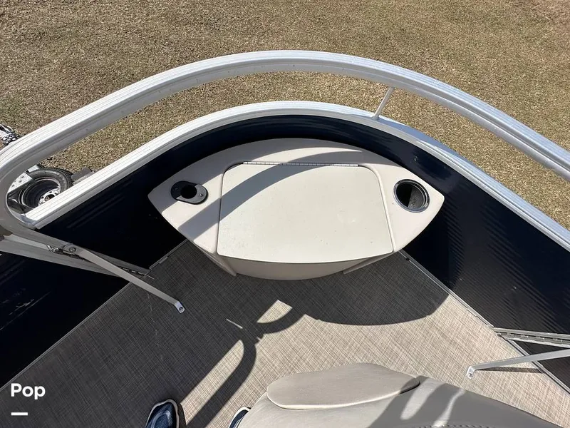 Slide: The Image of Bennington SX22 2016 - 16233152