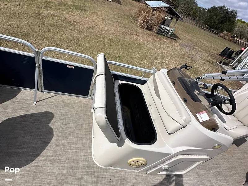 Slide: The Image of Bennington SX22 2016 - 16233167