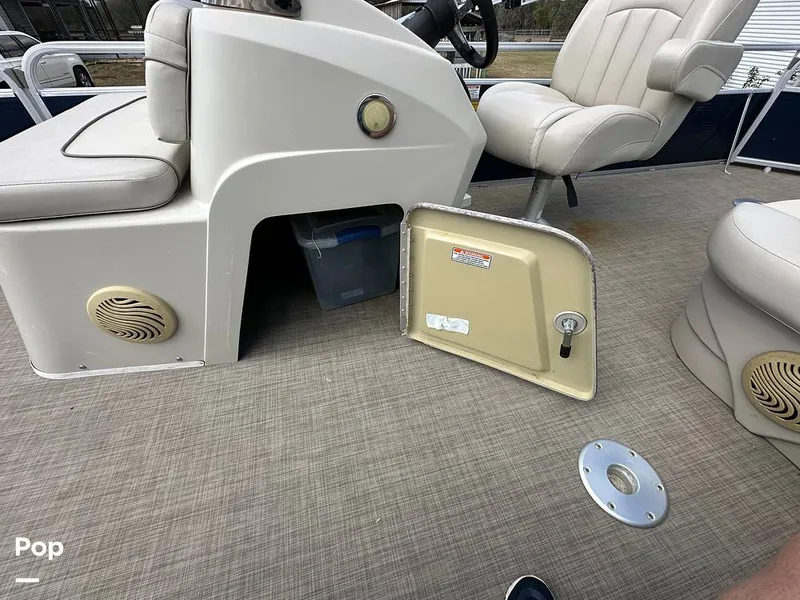 Slide: The Image of Bennington SX22 2016 - 16233184