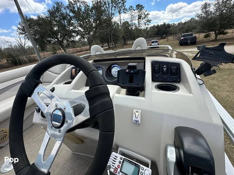 Slide: The Image of Bennington SX22 2016 - 16233179