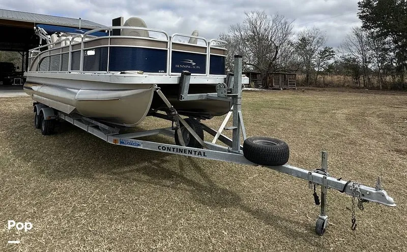 Slide: The Image of Bennington SX22 2016 - 16233117