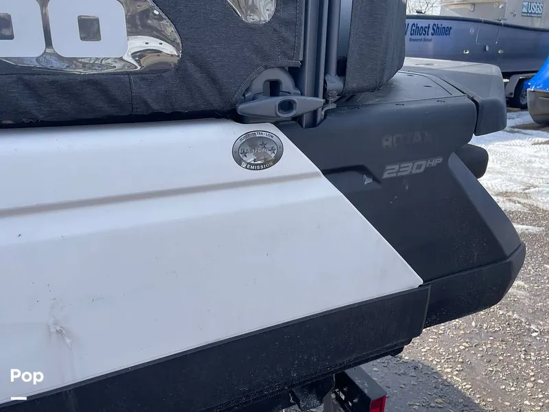 Slide: The Image of Sea-Doo Switch Sport 18 2023 - 16261125