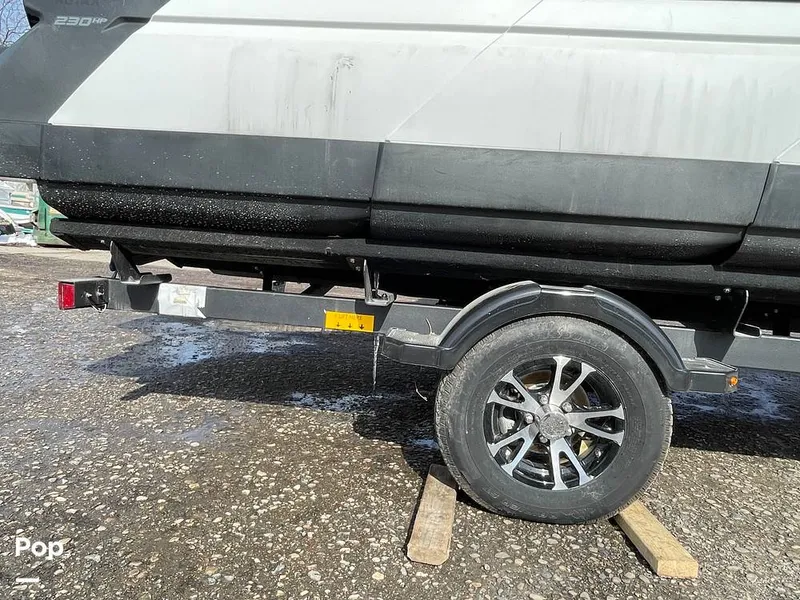 Slide: The Image of Sea-Doo Switch Sport 18 2023 - 16261146