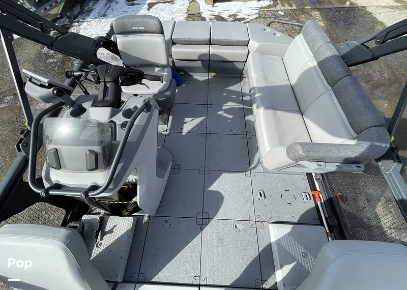 Slide: The Image of Sea-Doo Switch Sport 18 2023 - 16260972