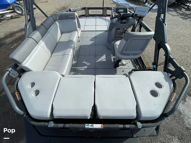 Slide: The Image of Sea-Doo Switch Sport 18 2023 - 16260978