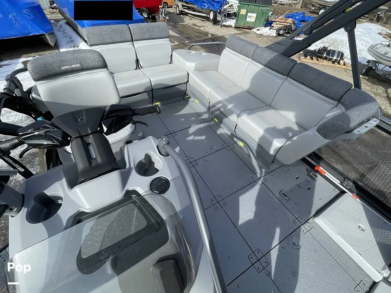 Slide: The Image of Sea-Doo Switch Sport 18 2023 - 16260985