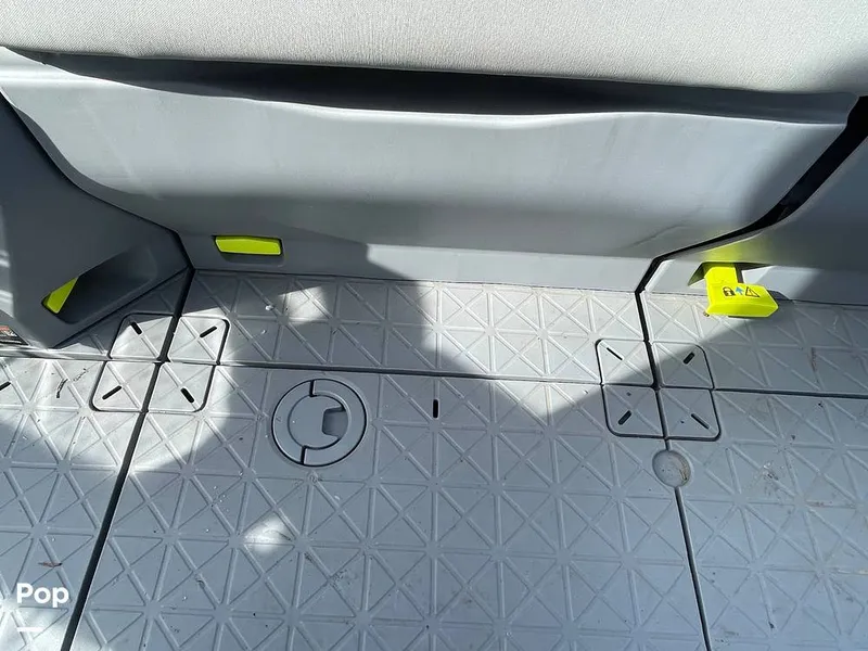 Slide: The Image of Sea-Doo Switch Sport 18 2023 - 16260988