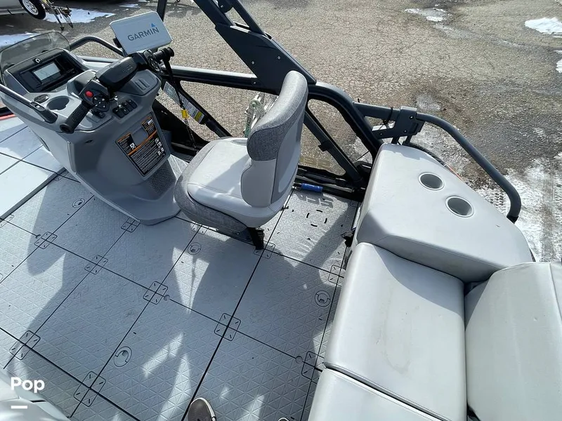 Slide: The Image of Sea-Doo Switch Sport 18 2023 - 16260994