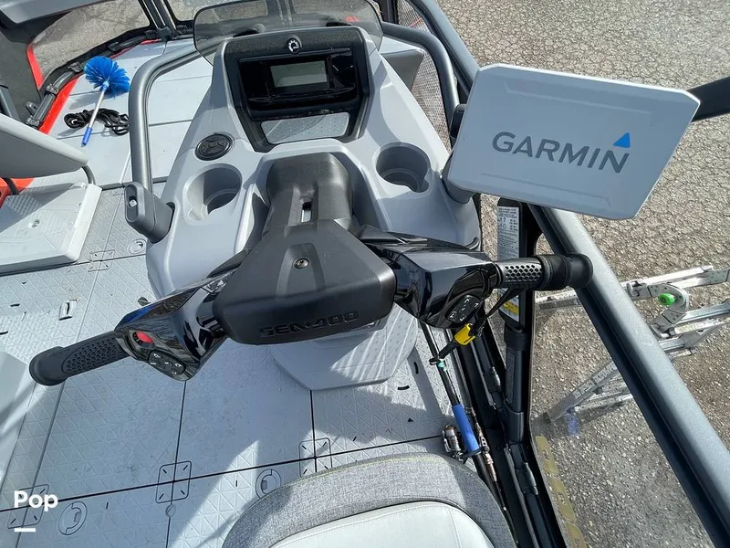 Slide: The Image of Sea-Doo Switch Sport 18 2023 - 16261002