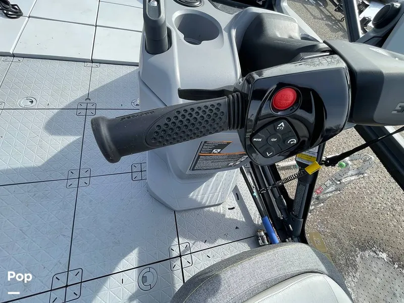 Slide: The Image of Sea-Doo Switch Sport 18 2023 - 16261003