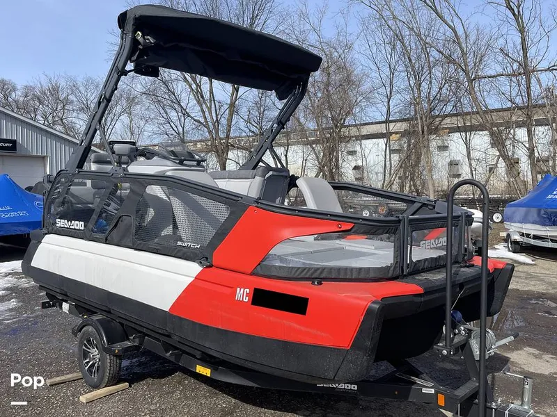 Slide: The Image of Sea-Doo Switch Sport 18 2023 - 16261095