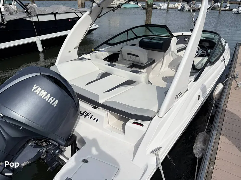 Slide: The Image of Regal 21 OBX 2025 - 16245916