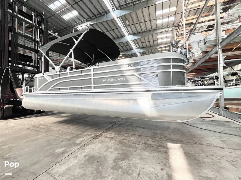 The Image of Bennington SV22 - 16222049