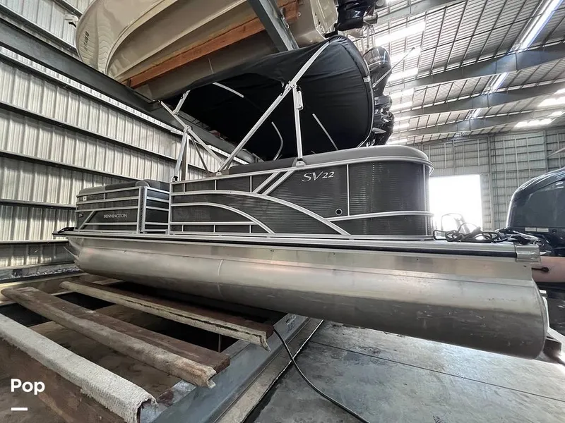 Slide: The Image of Bennington SV22 2025 - 16222045