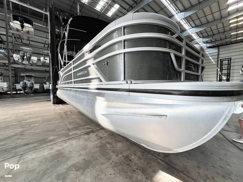 Slide: The Image of Bennington SV22 2025 - 16222051