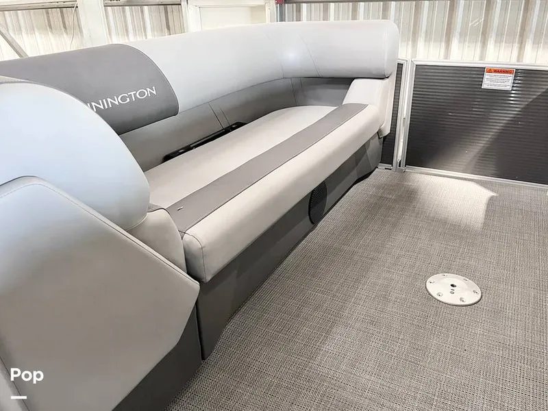 Slide: The Image of Deck Seating - 16222028