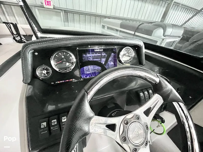 Slide: The Image of GPS / Plotter - 16229981