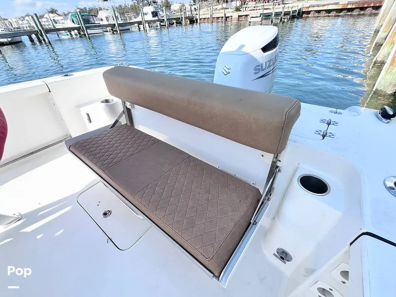 Slide: The Image of Fold Down Seat - 16223367