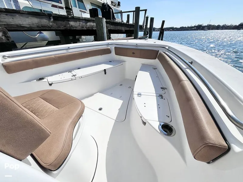 Slide: The Image of Coaming Pads - 16223356