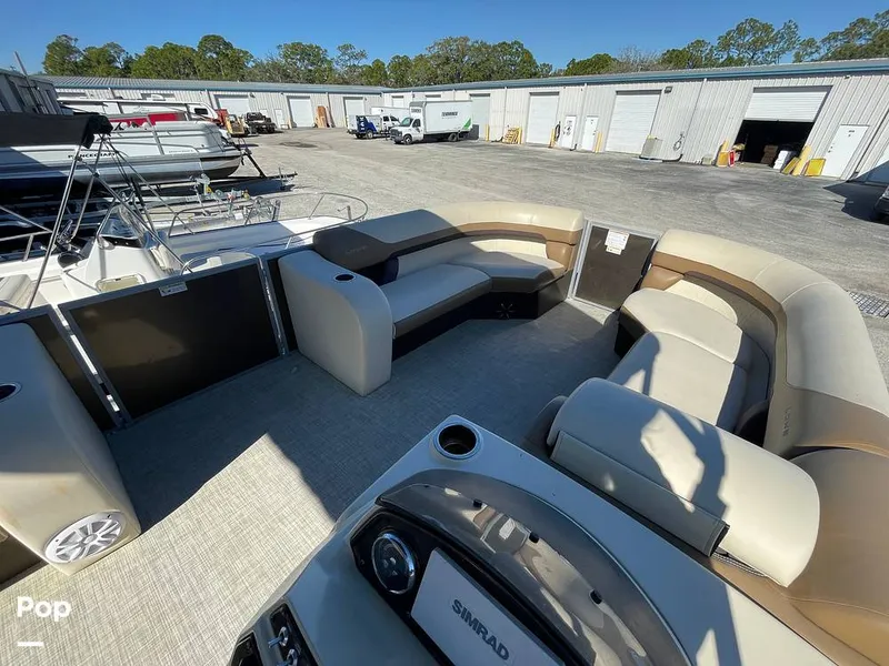 Slide: The Image of Lowe SF232 2024 - 16210248