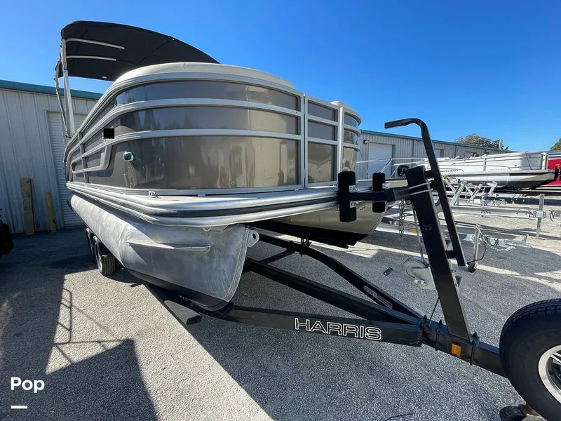 Slide: The Image of Lowe SF232 2024 - 16210195