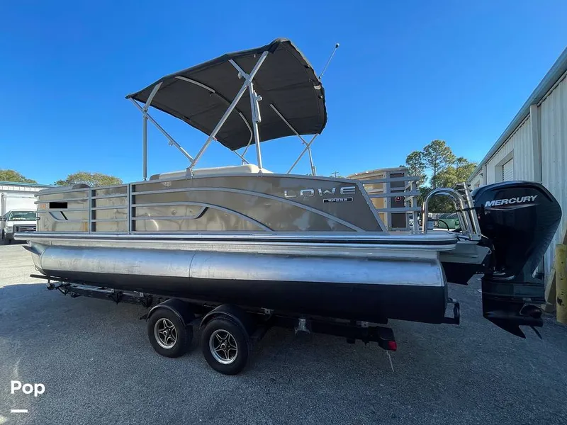 Slide: The Image of Lowe SF232 2024 - 16210201