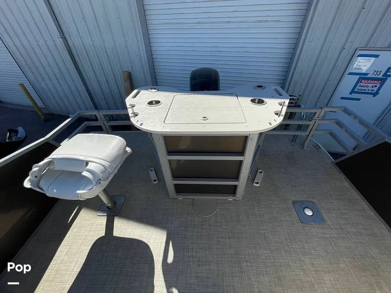 Slide: The Image of Lowe SF232 2024 - 16210239