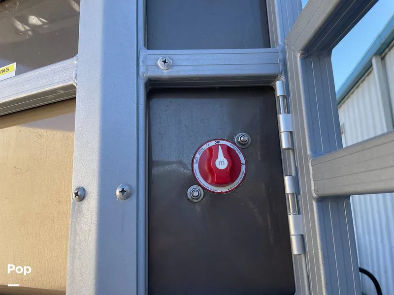 Slide: The Image of Lowe SF232 2024 - 16210253